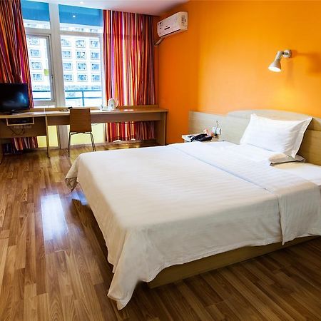 7Days Inn Chengdu North Railway Station المظهر الخارجي الصورة