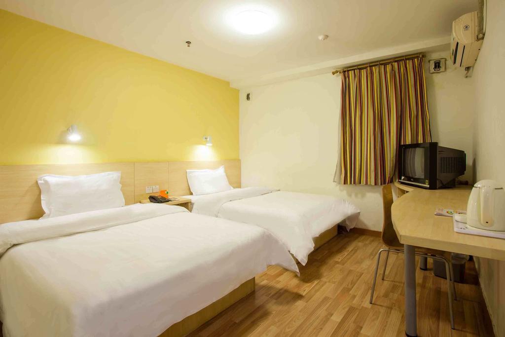 7Days Inn Chengdu North Railway Station الغرفة الصورة