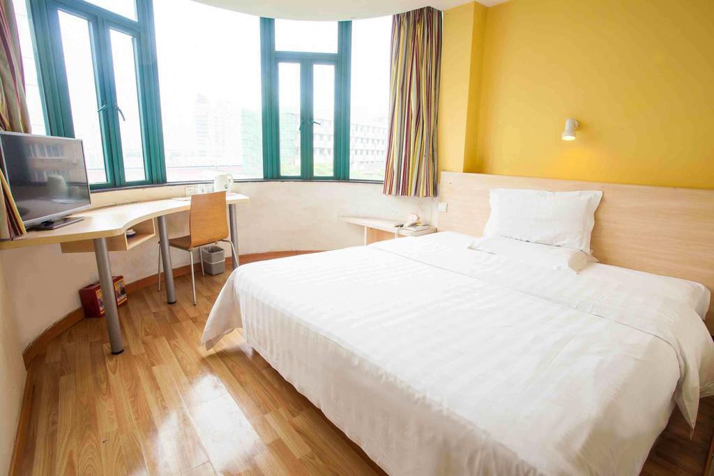 7Days Inn Chengdu North Railway Station الغرفة الصورة